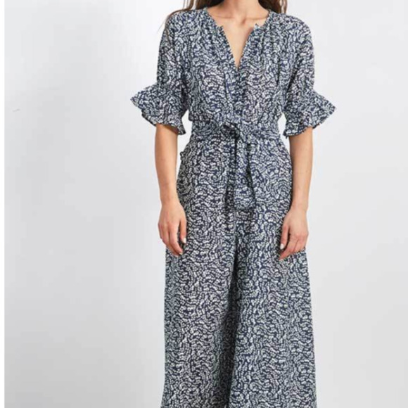 Meet your Posher, Carolyn - Picture 1 of 1